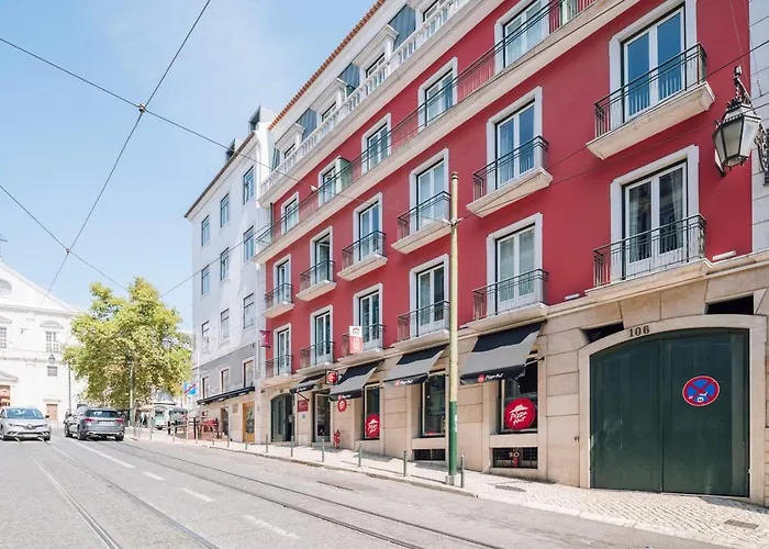 Lubrense - 2 Bedrooms And Terrace In Chiado Appartement Lissabon