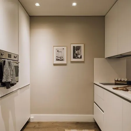شقة Lubrense - 2 Bedrooms And Terrace In Chiado Lisboa