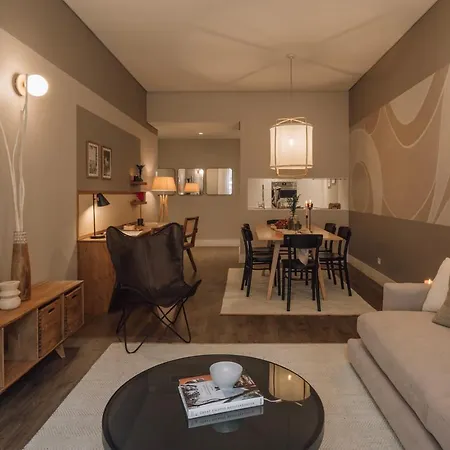 公寓 Lubrense - 2 Bedrooms And Terrace In Chiado Lisboa